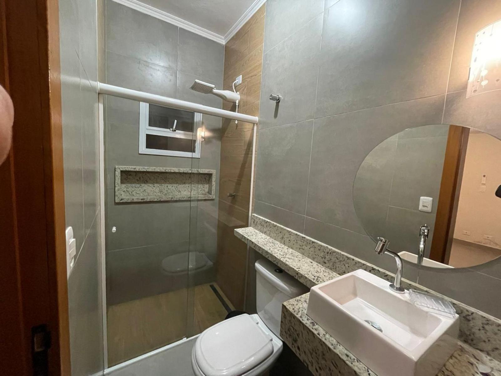 Quarto Duplo com Cama Extra