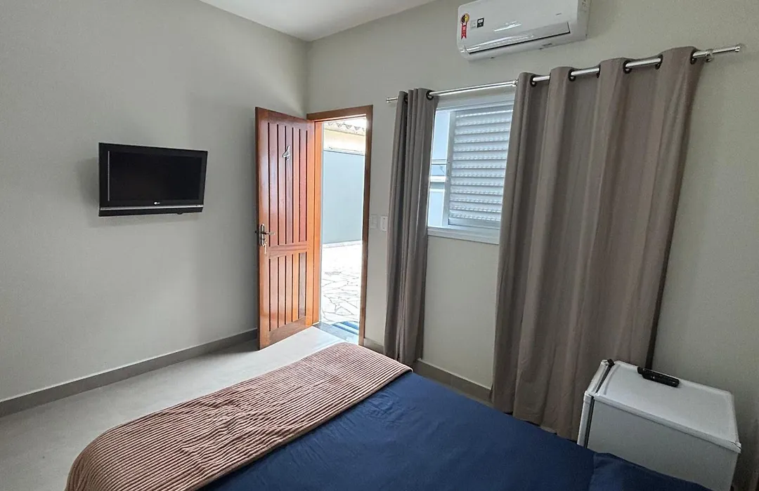 Pousada Riviera&Itaguaré com piscina climatizada!-1